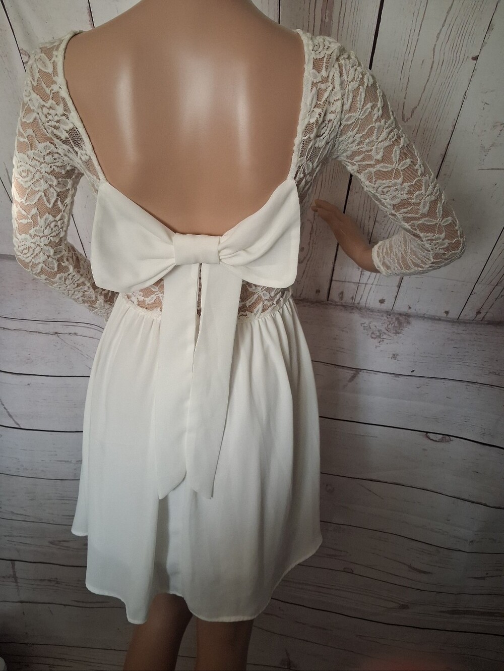 Project- deb Women's White Lace Back Bow Dress Size Small
